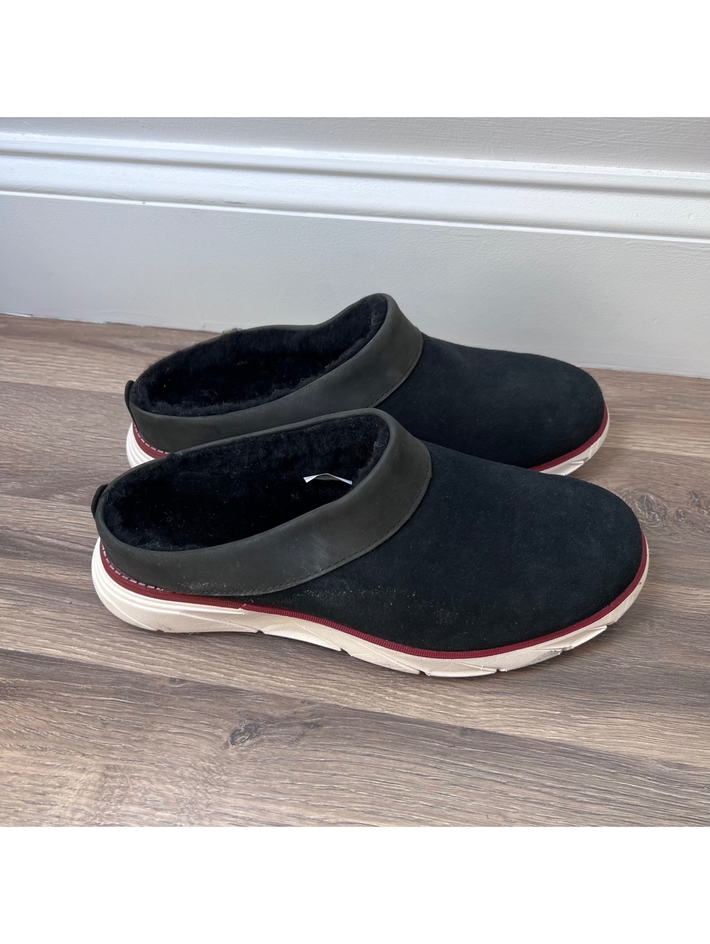 L.L. Bean Shearling Lined Clogs Women's Size 8